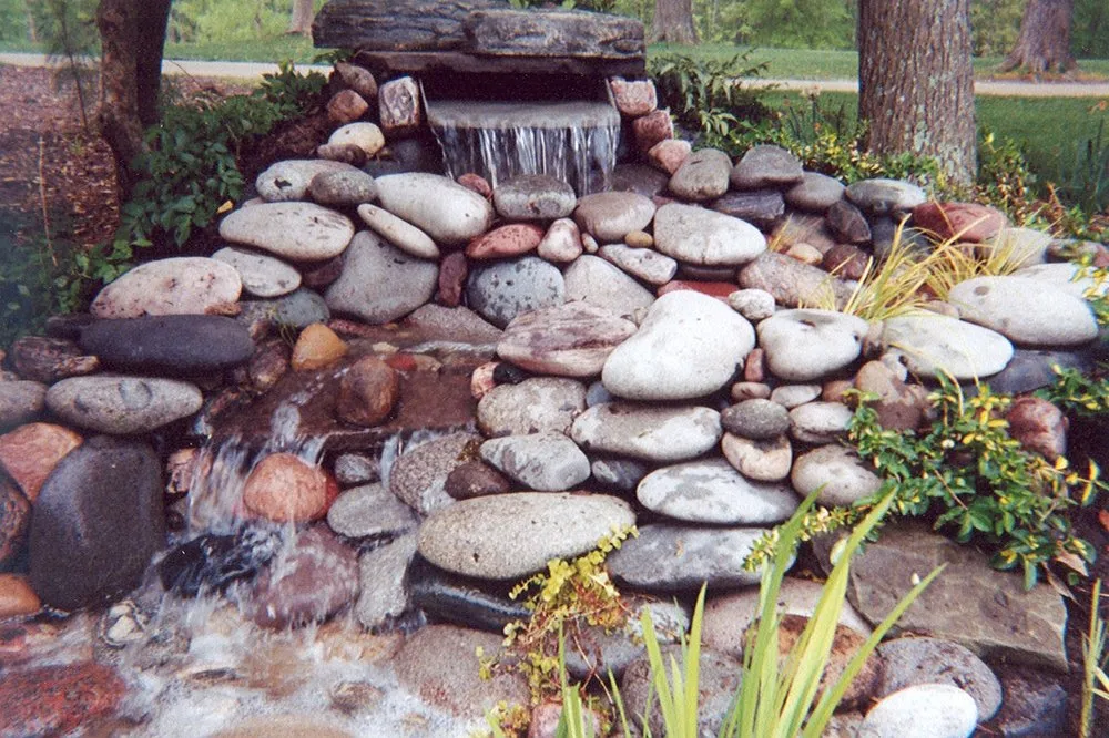 Custom landscape installation for year-round maintenance in Williamsburg, VA by Landscape Elements