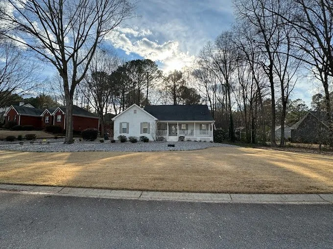 Professional yard maintenance in Bogart, GA - Landscape Escape