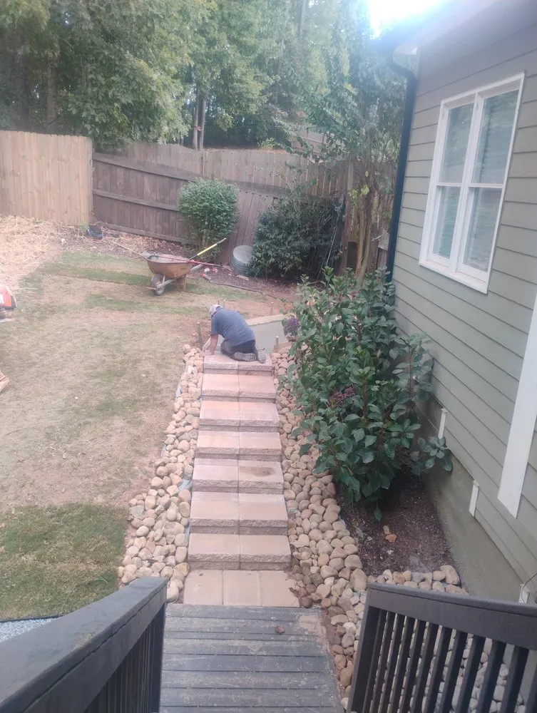 Local yard maintenance in Powder Springs, GA by Landscape Escobar