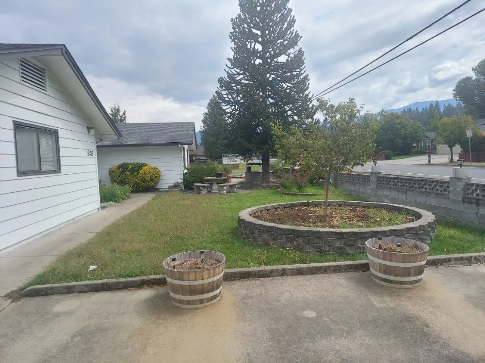 Reliable residential landscaping in Medford, OR by Landscape Experience