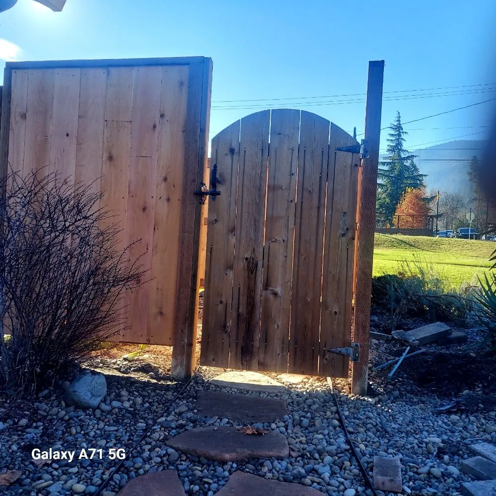 Professional landscape design experts serving Medford, OR - Landscape Experience