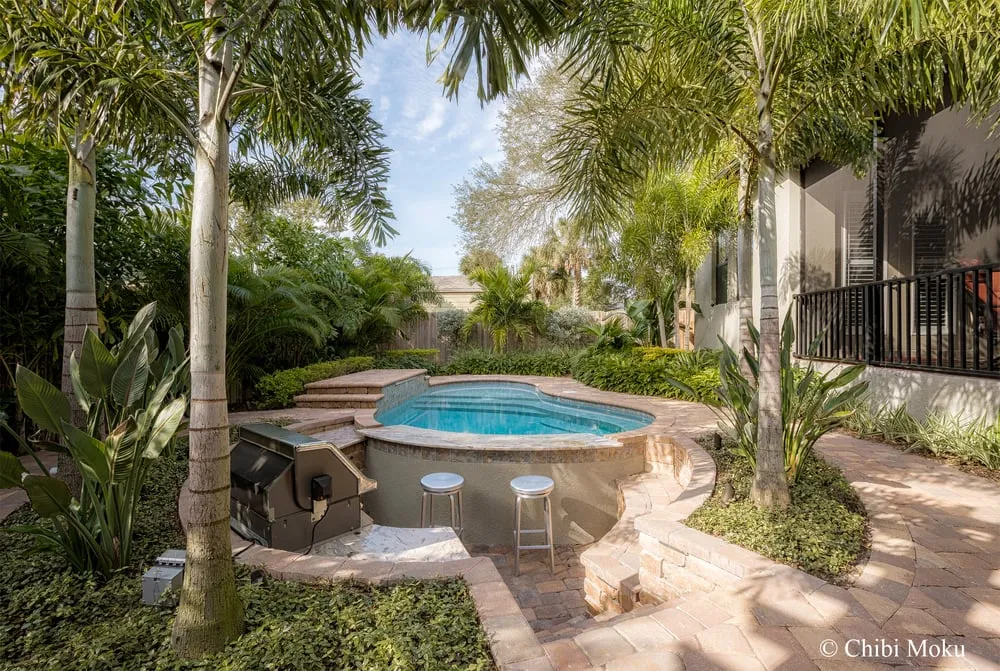 Professional yard maintenance in Tampa, FL by Landscape-Fusion