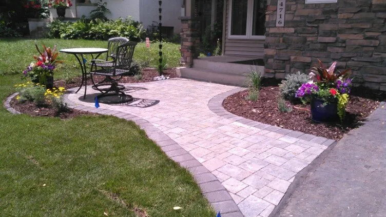 Expert garden landscaping experts serving Northfield, MN - Landscape Gal