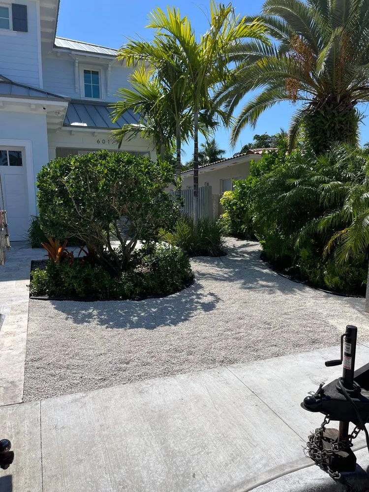 Professional residential landscaping in Fort Lauderdale, FL - Landscape Genie