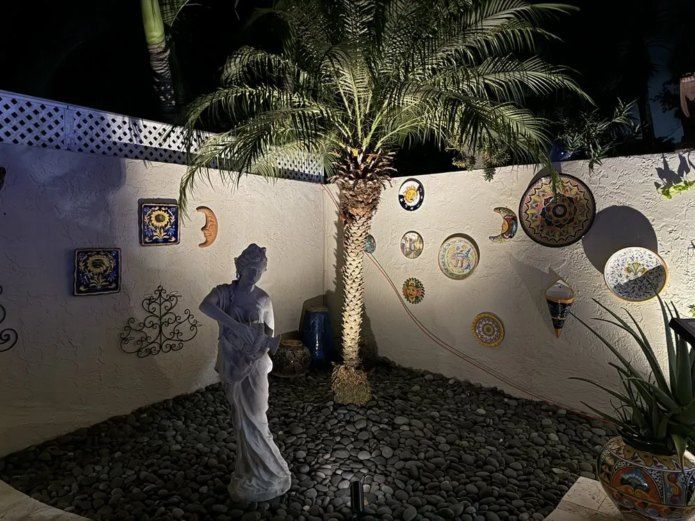 Affordable residential landscaping in West Palm Beach, FL - Landscape Illumination Specialists