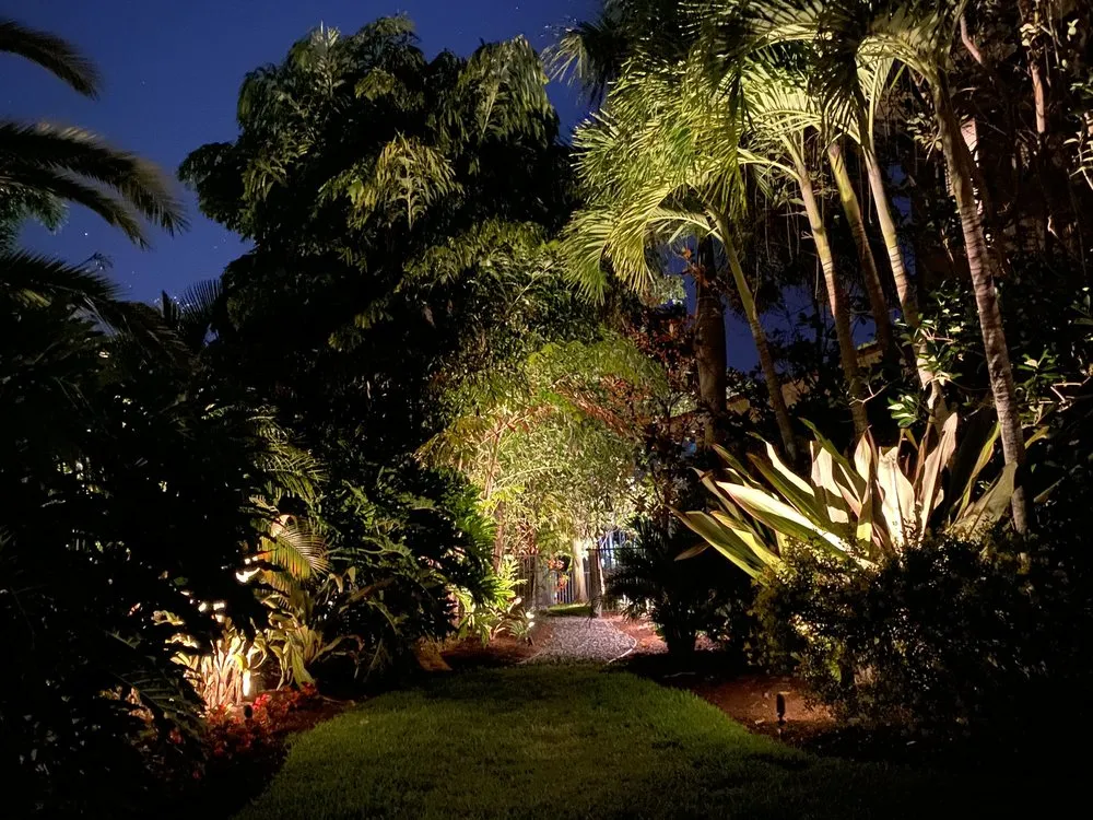 Custom garden landscaping in West Palm Beach, FL - Landscape Illumination Specialists