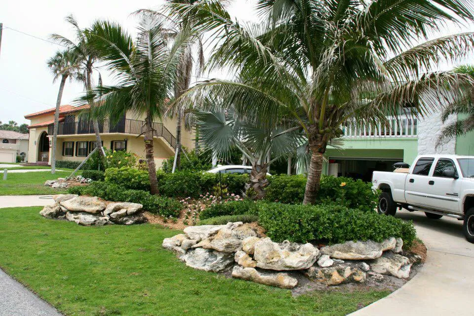 Reliable landscape design in Okeechobee, FL by Landscape Innovations and Landworks