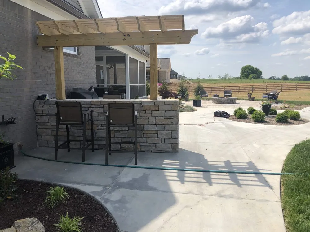 Affordable lawn care service for residential properties across Louisville/Jefferson County metro government (balance), KY - Landscape Jimmy