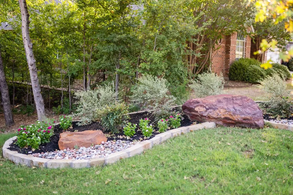 Custom residential landscaping experts serving Denton, TX - Landscape Living