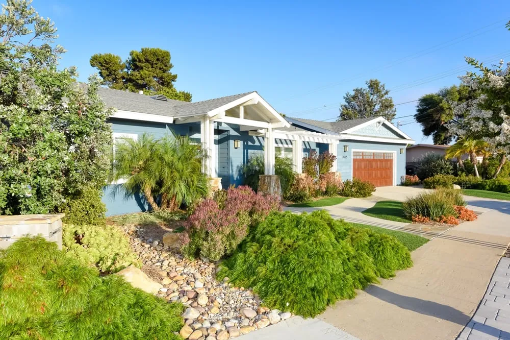 Professional garden landscaping experts serving San Diego, CA - Landscape Logic