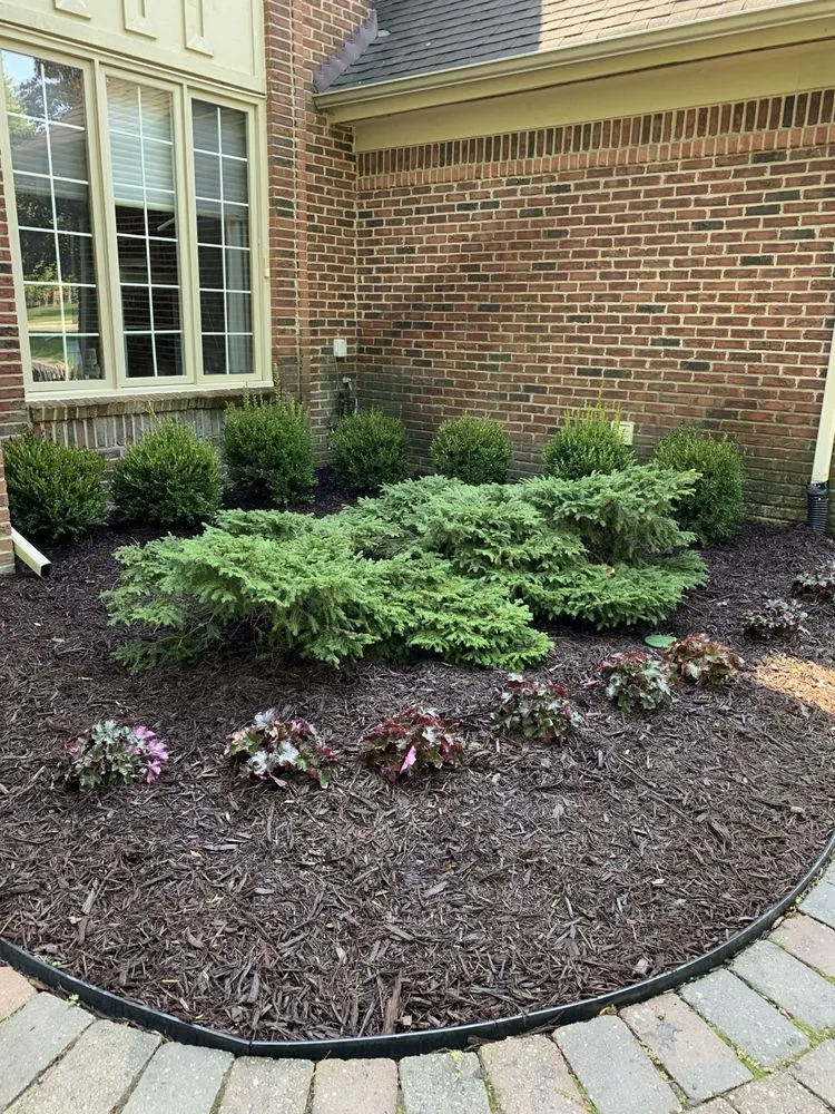 Top-rated landscaping services in Milford, MI by Landscape Magic