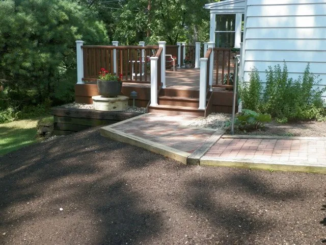 Reliable garden landscaping experts serving New Ringgold, PA - Landscape Materials Plus