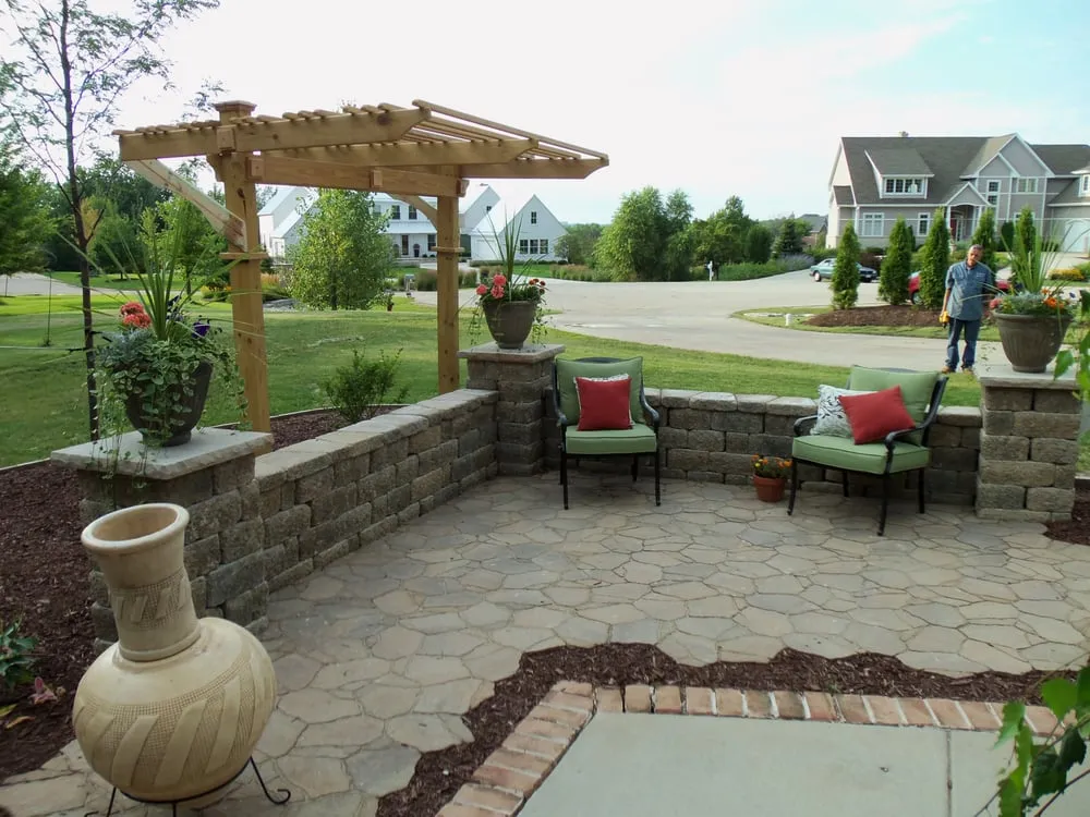 Professional yard maintenance in Green Bay, WI - Landscape Medics