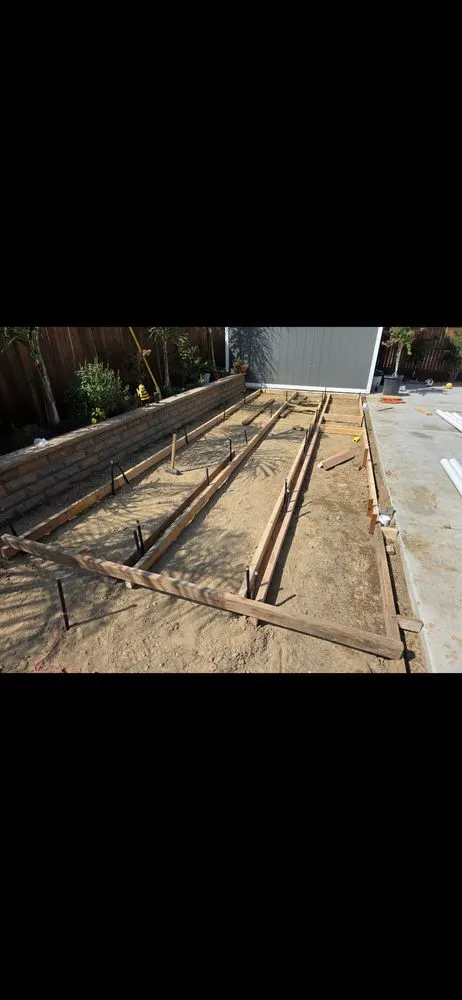 Custom yard maintenance in Fresno, CA by Landscape Perfomance