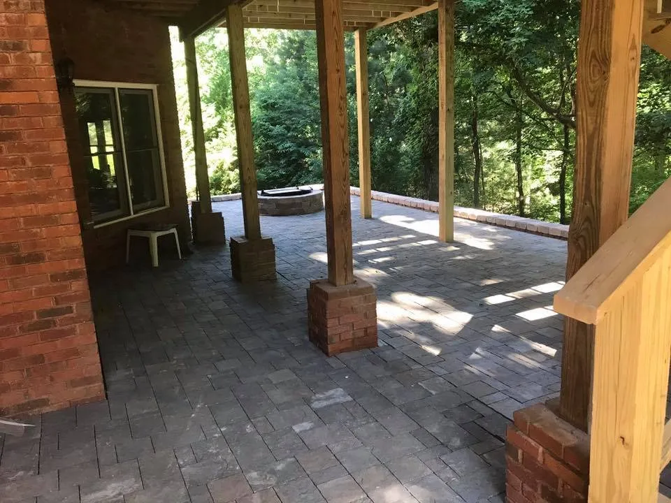 Affordable lawn mowing service experts serving Douglasville, GA - Landscape Pros