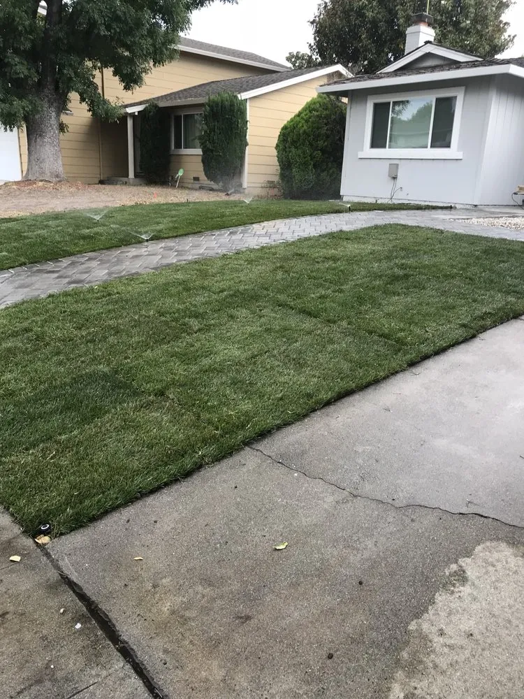 Reliable yard maintenance with custom design in Gilroy, CA by Landscape R Us