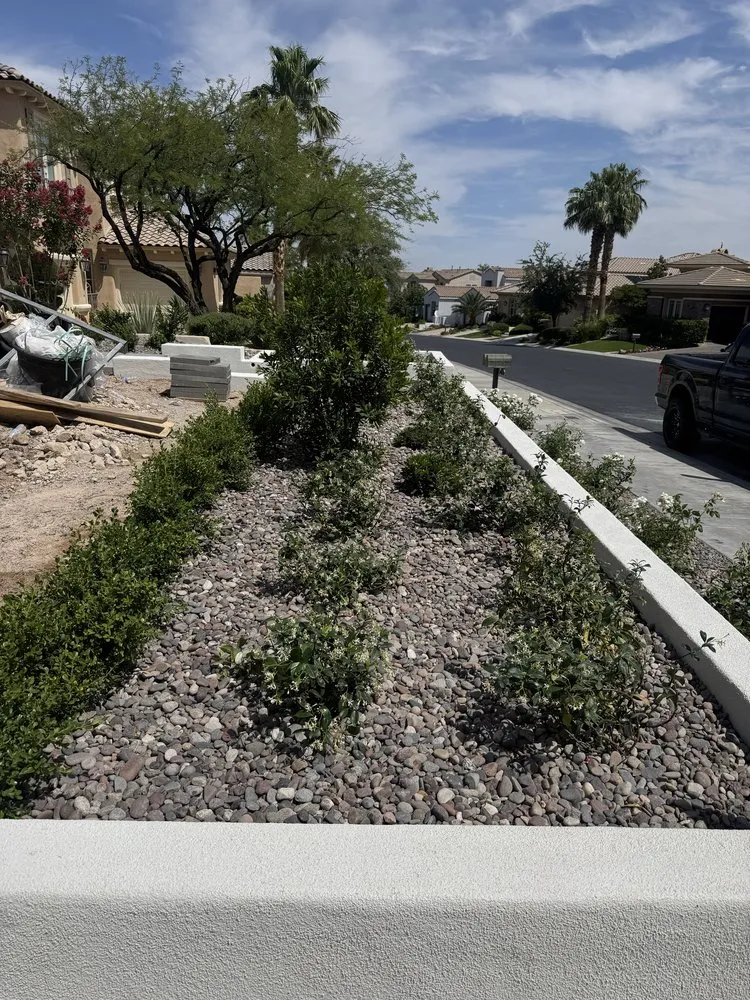 Local lawn mowing service in Henderson, NV - Landscape Remodeling
