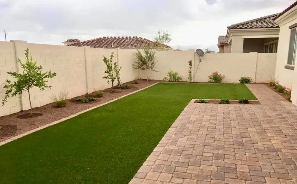 Local yard cleanup service experts serving Henderson, NV - Landscape Remodeling