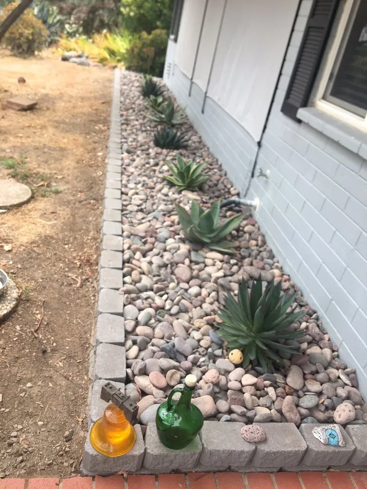 Local yard maintenance in El Centro, CA - Landscape Rock Supply