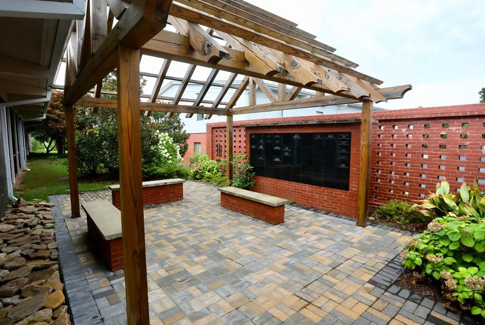 Local lawn mowing service with custom design across Tupelo, MS - Landscape Services