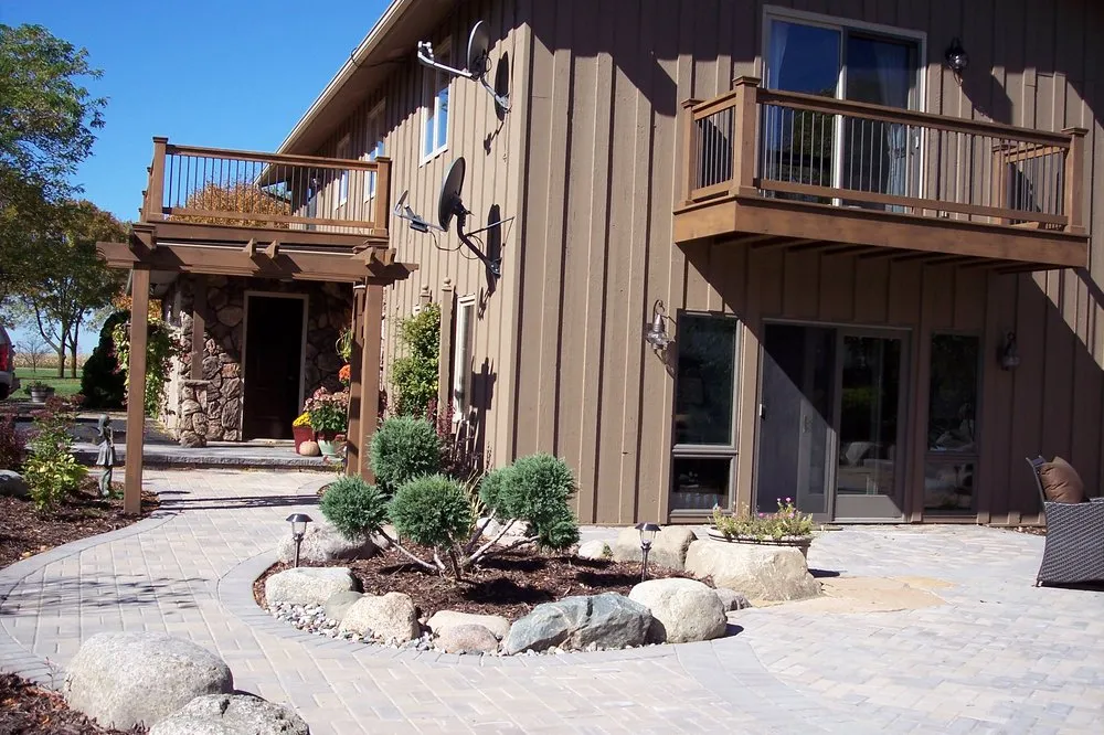 Expert landscape design experts serving Wausau, WI - Landscape Solutions by Susan Murphy Jones