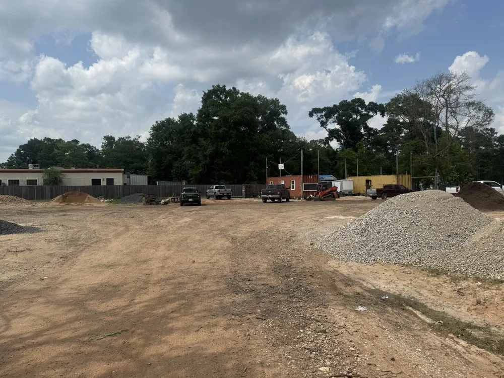 Expert yard cleanup service experts serving Plantersville, TX - Landscape Solutions of Texas