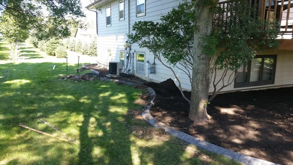 Top-rated lawn care service with custom design in Sioux Falls, SD by Landscape Sprinkler