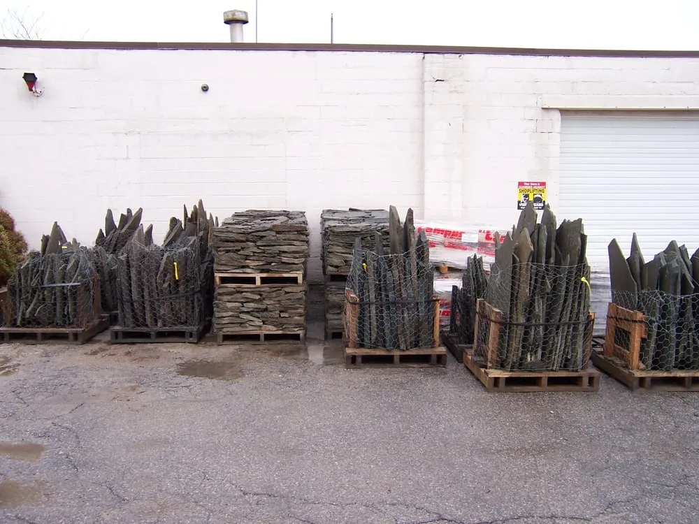 Top-rated lawn care service in Euclid, OH - Landscape Stone Supply