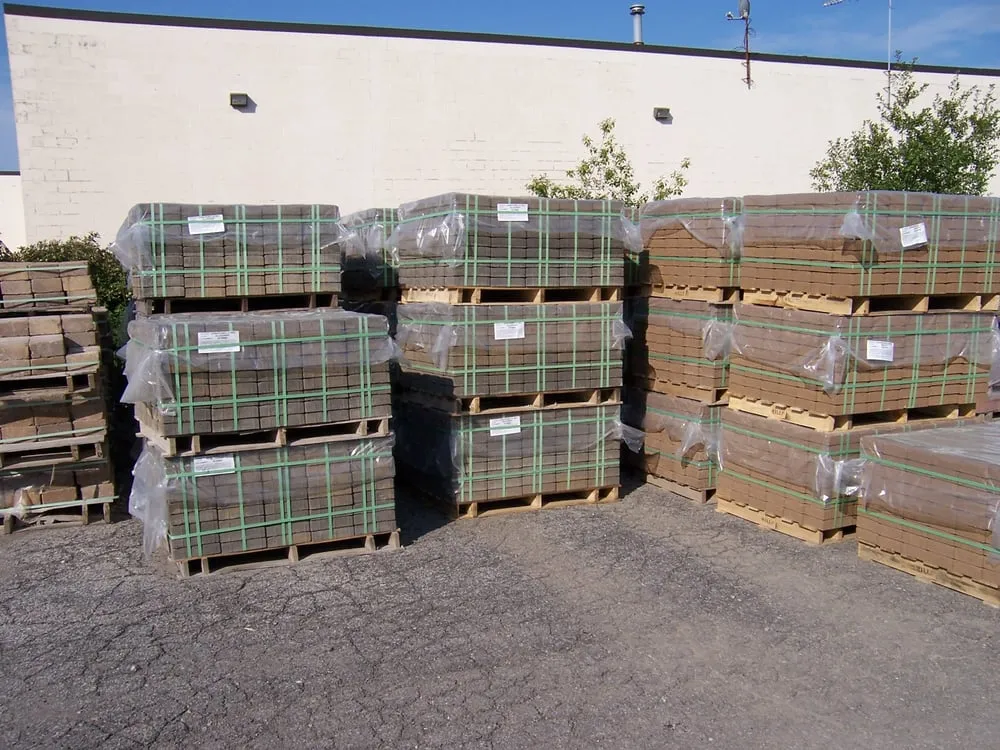 Local lawn care service experts serving Euclid, OH - Landscape Stone Supply