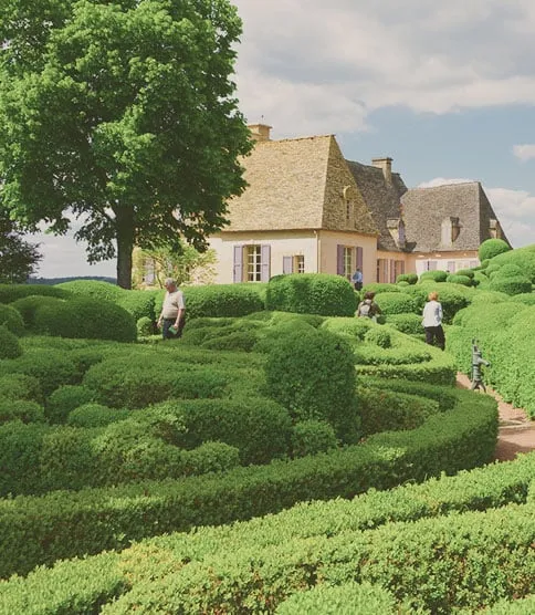 Custom lawn care service in Norman, OK by Landscape Systems