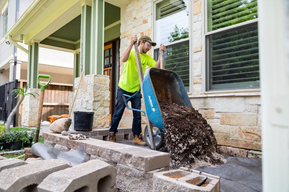 Local lawn mowing service experts serving Houston, TX - Landscape Texas