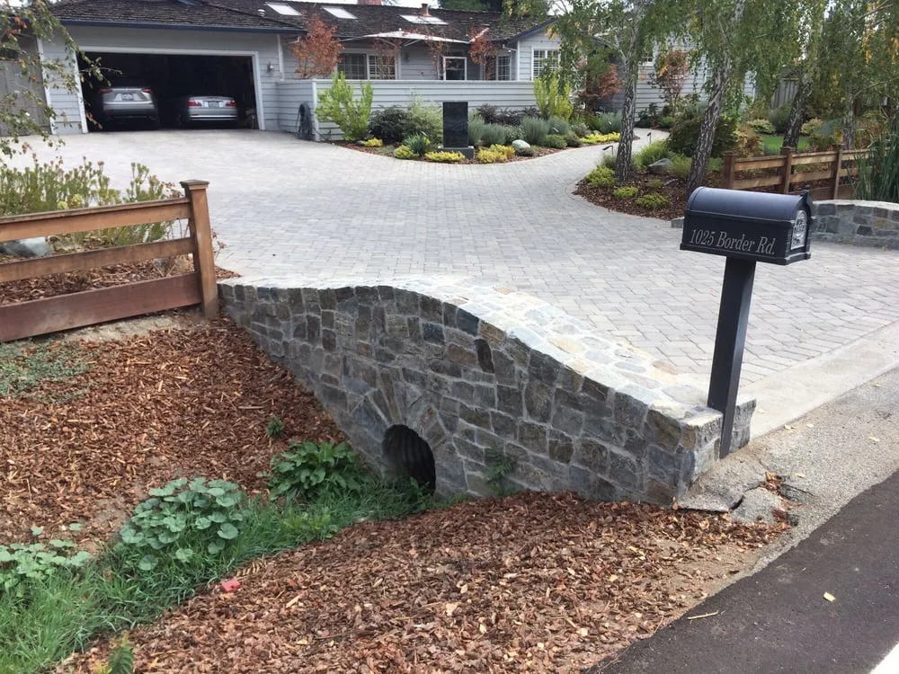 Expert landscaping services in Sunnyvale, CA by Landscape Therapist