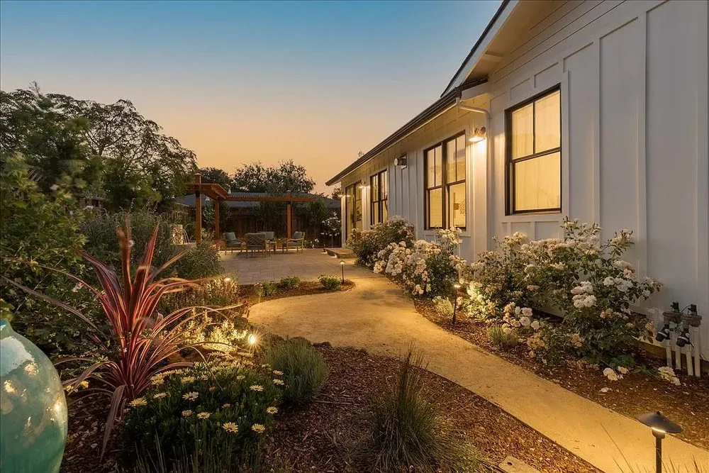 Trusted lawn care service experts serving Sunnyvale, CA - Landscape Therapist