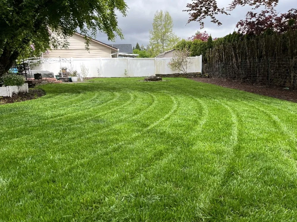 Professional garden landscaping in Keizer, OR by Landscape Torres