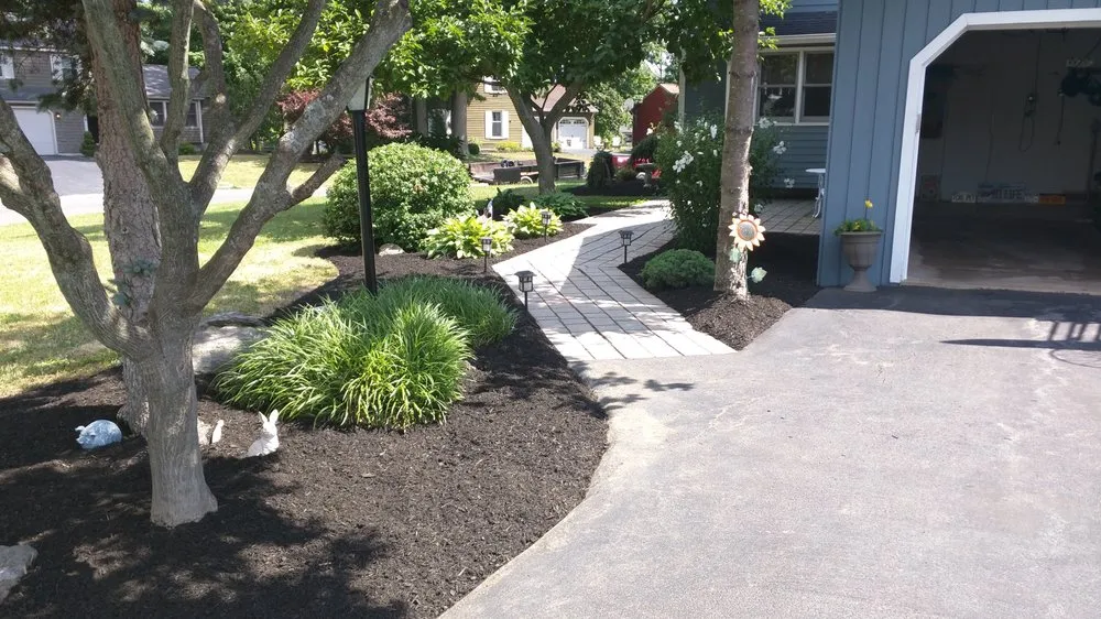Top-rated yard cleanup service in Liverpool, NY by Landscape Urgent Care