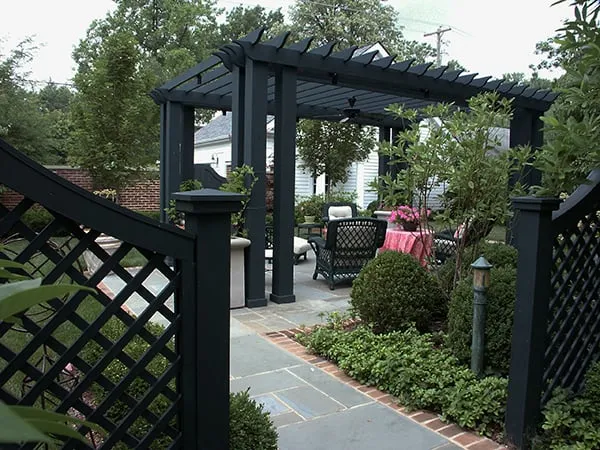 Local yard cleanup service in Lexington, KY by Landscape Workshop