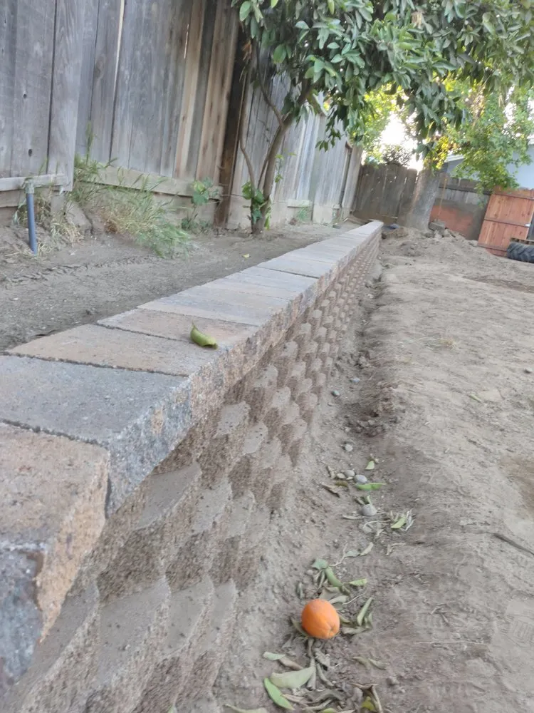 Top-rated garden landscaping in Modesto, CA - Landscapeable