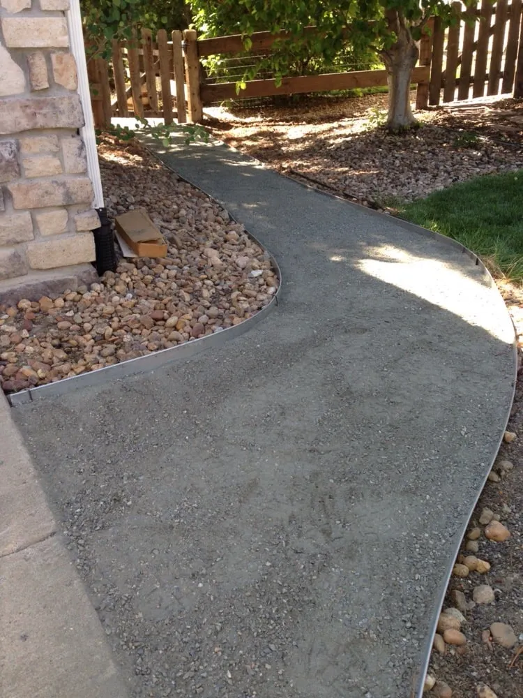 Affordable lawn mowing service in Littleton, CO by Landscaped Retreats