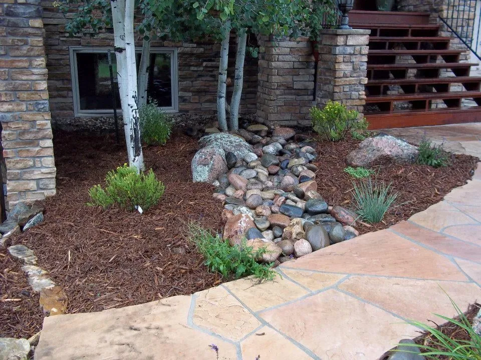 Custom landscaping services for year-round maintenance in Littleton, CO by Landscaped Retreats