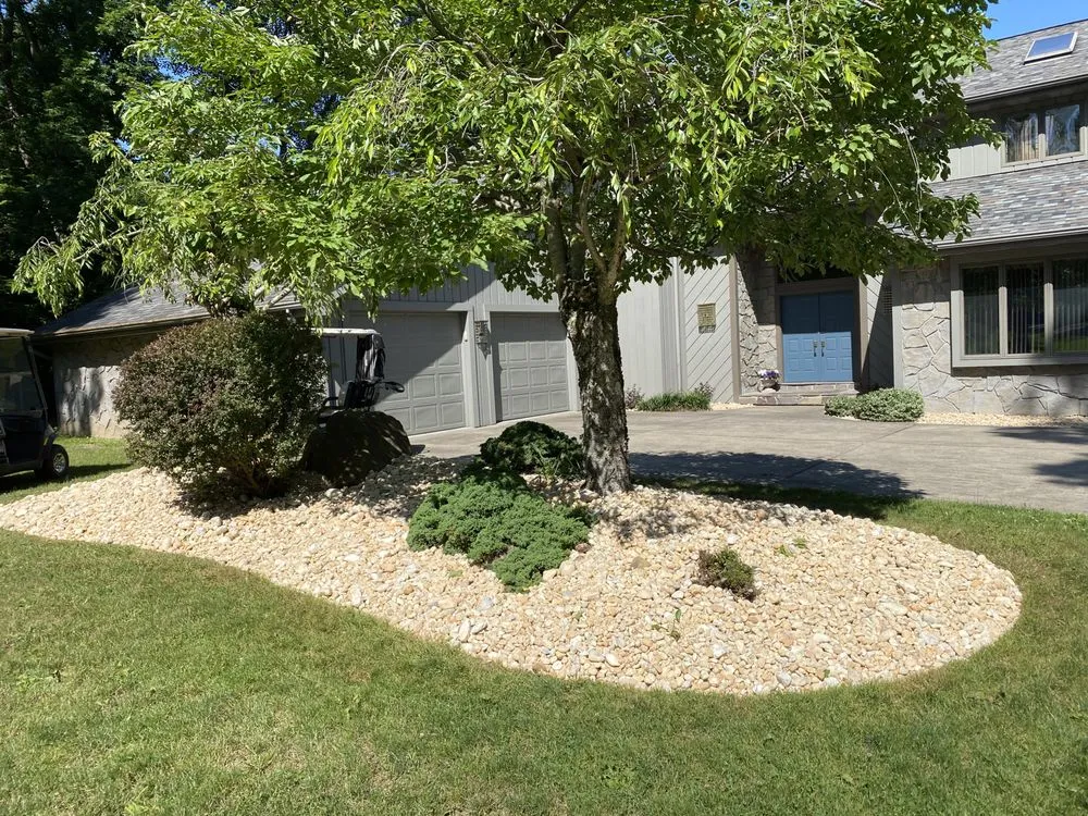 Professional landscaping services in McKeesport, PA by Landscapers Unlimited