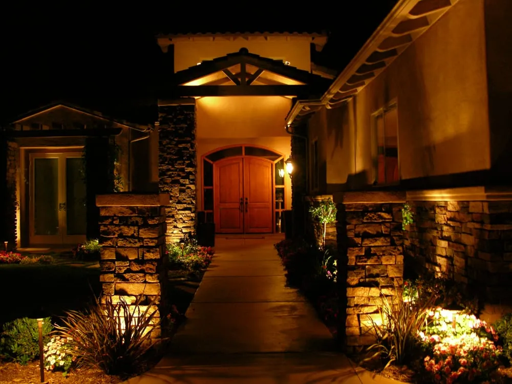 Top-rated landscaping services for outdoor upgrades across Bluffton, SC - Landscapes and Lights