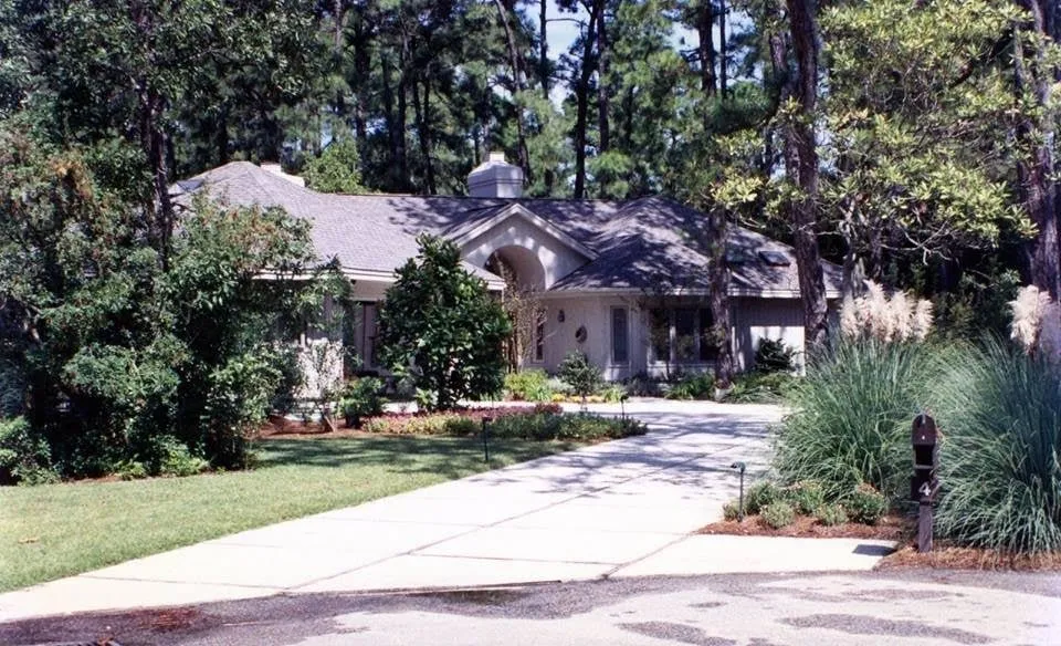 Local landscaping services near you across Bluffton, SC - Landscapes and Lights