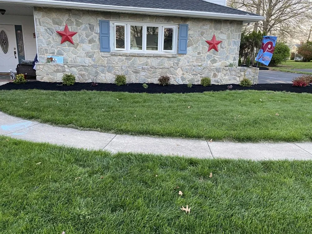 Expert lawn care service in Cleona, PA by Landscapes by Dustin