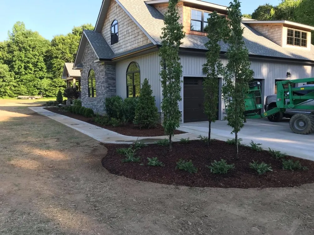 Top-rated landscape design in Charlotte, TN - Landscapes By Tidwell