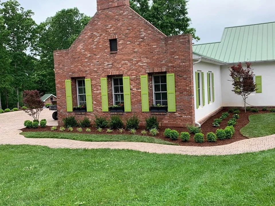 Custom landscaping services in Charlotte, TN - Landscapes By Tidwell