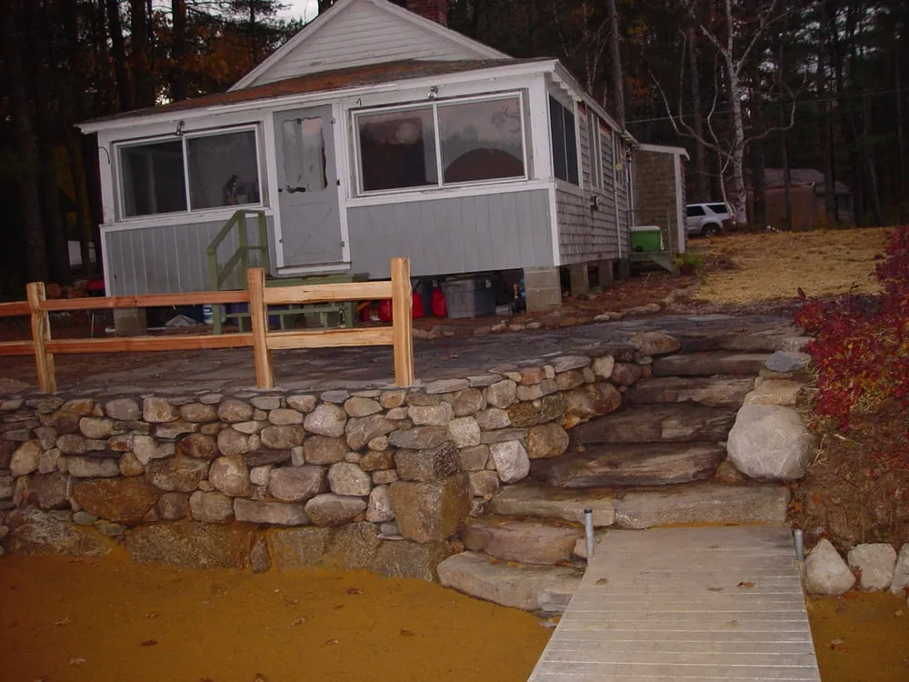 Affordable garden landscaping experts serving Meredith, NH - Landscapes by Tom
