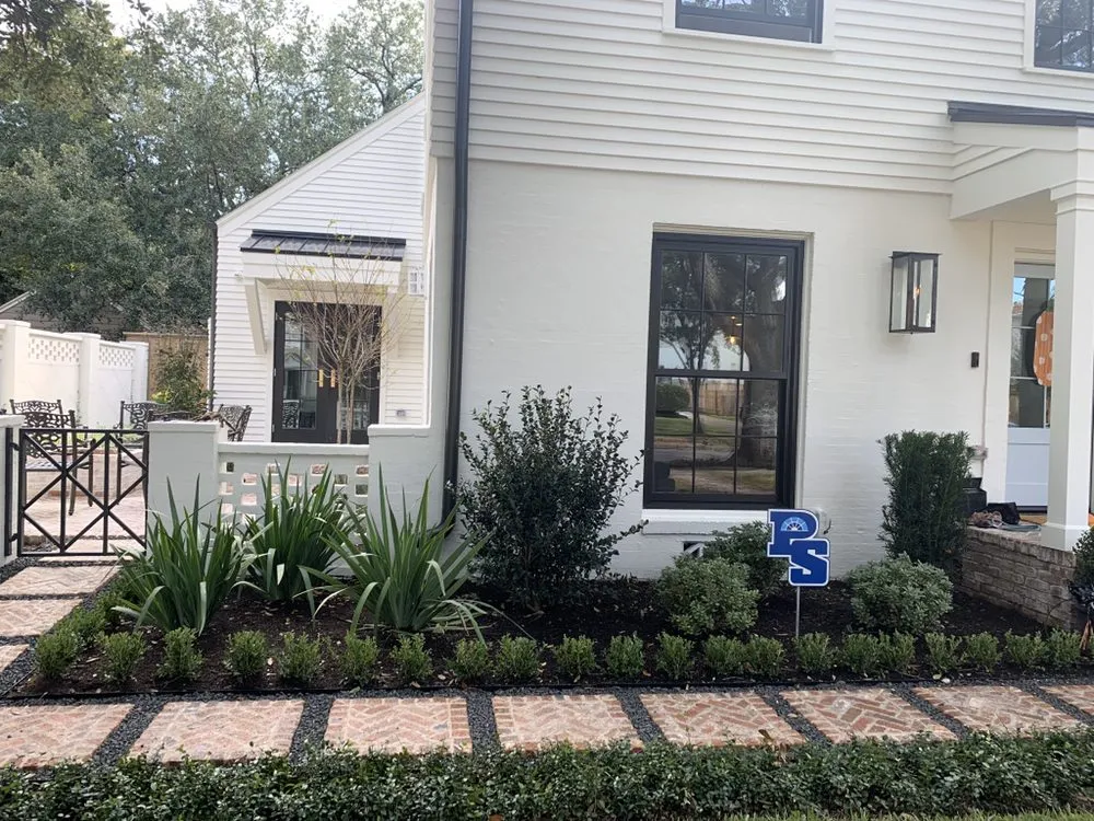 Affordable lawn care service in Houston, TX by Landscapes By Torres