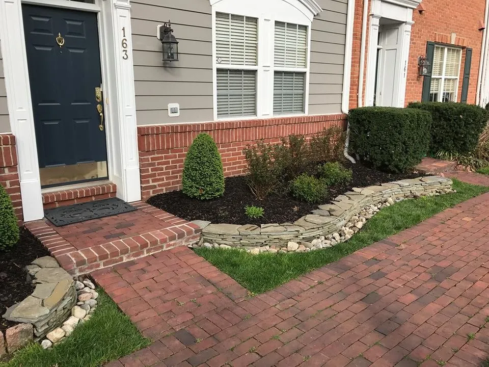 Professional residential landscaping experts serving Alexandria, VA - Landscapes by Wade Inc