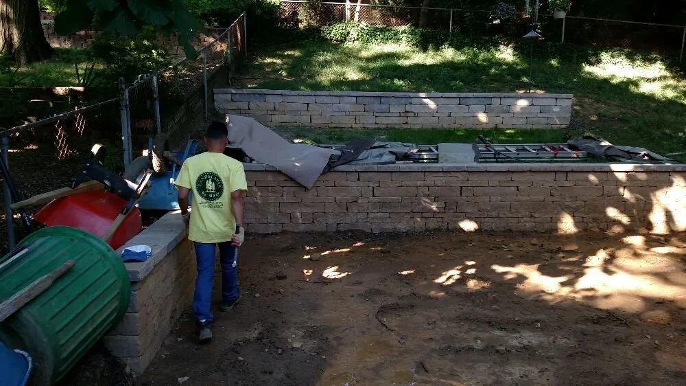 Reliable yard cleanup service in Alexandria, VA - Landscapes by Wade Inc