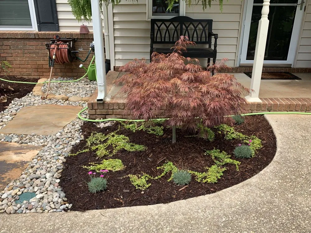 Affordable yard maintenance in Senoia, GA - Landscapes Of Eden